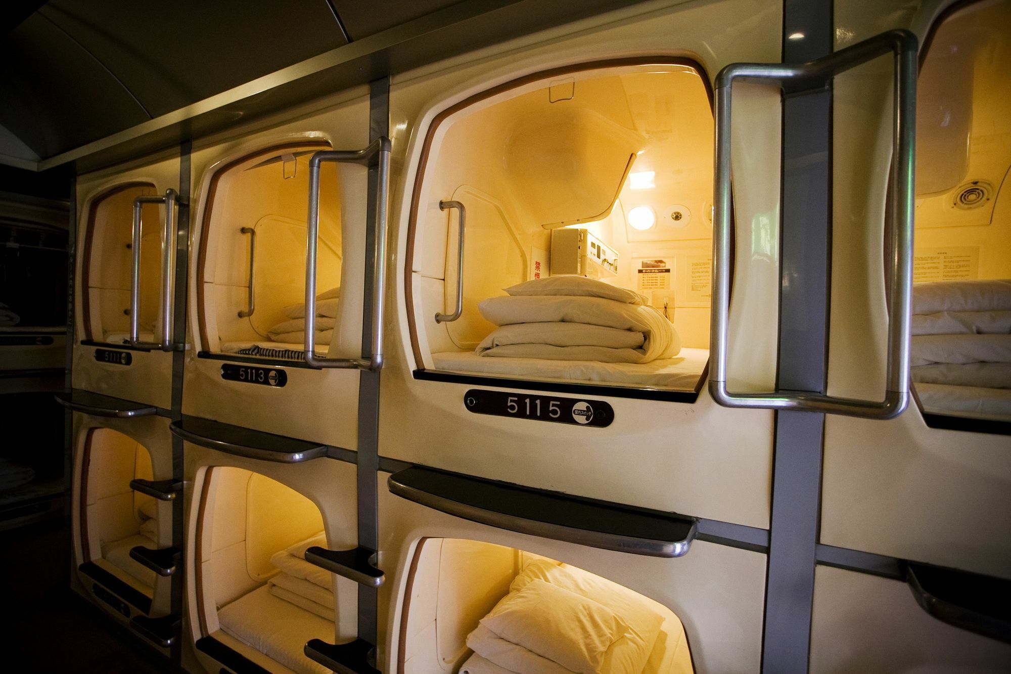 Capsule Inn Osaka - Caters To Men Luaran gambar