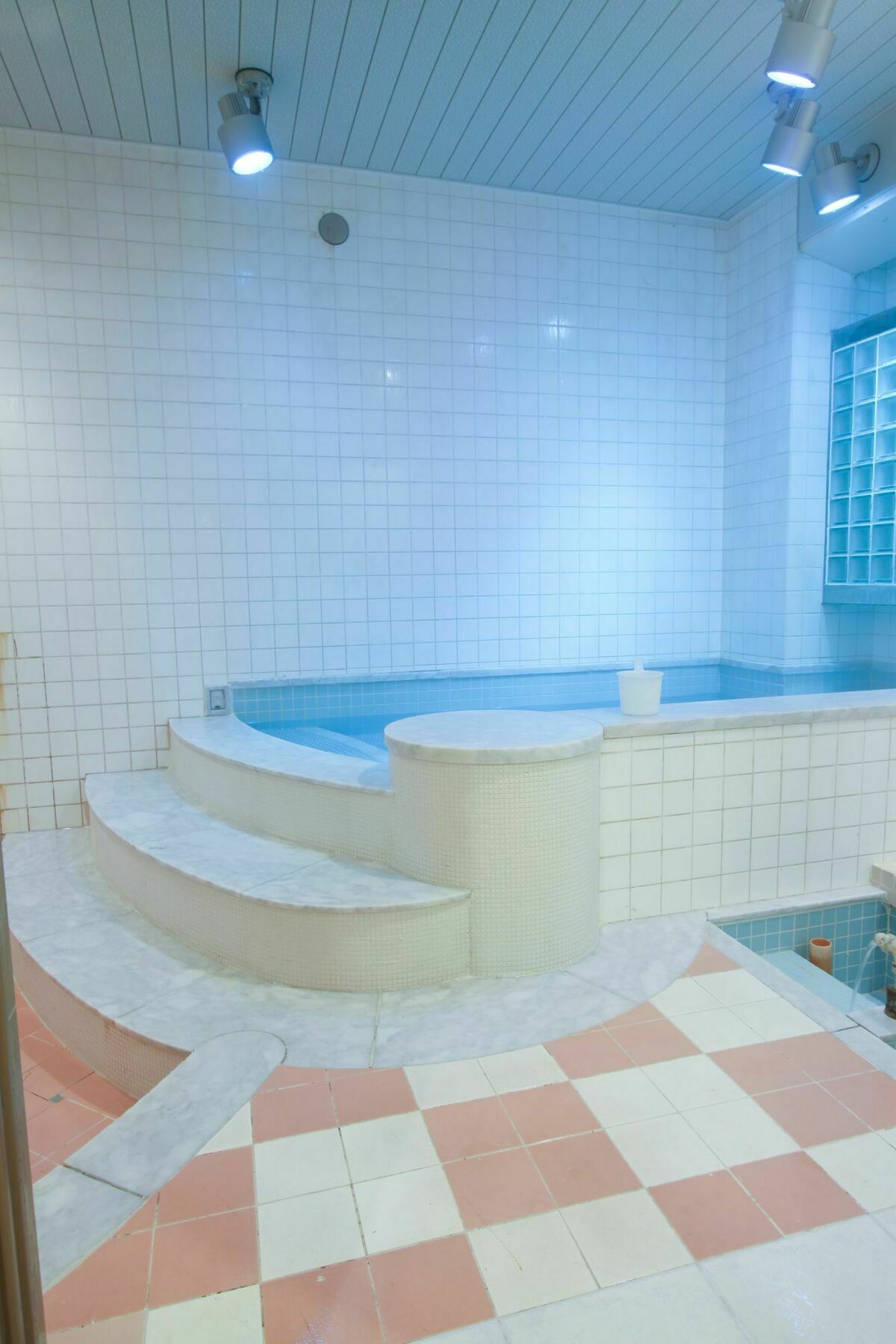 Capsule Inn Osaka - Caters To Men Luaran gambar